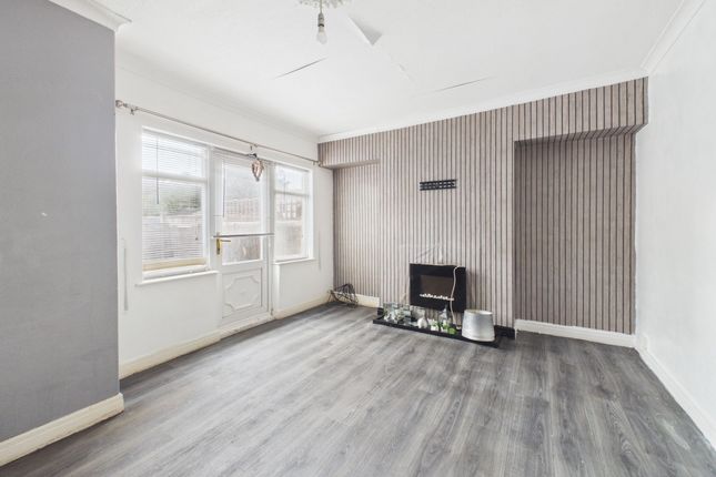 267 Boothferry Road, Hull photo 3