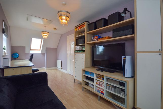 Detached house for sale in Lindrick Close, Normanton