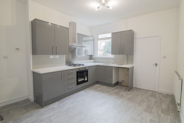 Terraced house to rent in Westwood Road, Sneinton, Nottingham