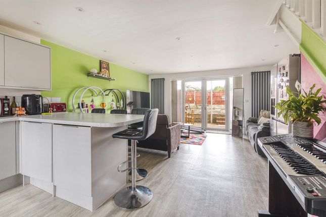 1B, Bowbridge Avenue, Derby photo 2