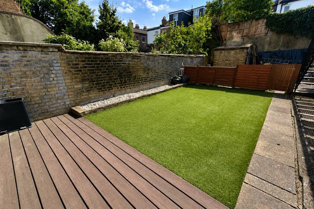 Basement Flat, 31, Alfred Road, London photo 4