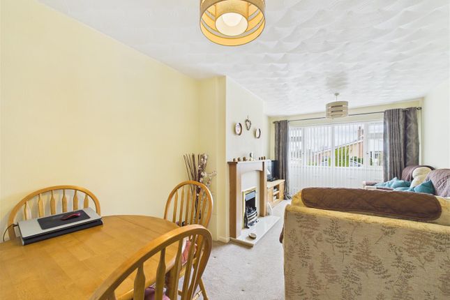 35, The Crescent, Mitcheldean photo 3