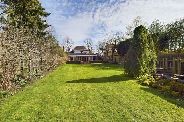 Detached house for sale in Spacious Family House - Hillside, Horsham, West Sussex