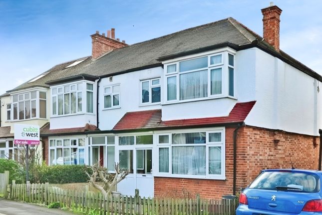 Thumbnail Semi-detached house to rent in Leafield Road, Sutton