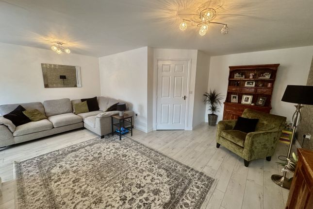 2, Seaton Close, Peterlee photo 2