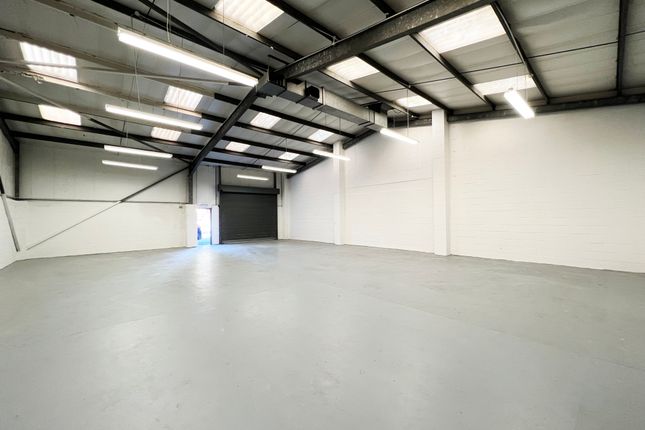 Industrial to let in Unit 25 Ty Verlon Industrial Estate, Cardiff Road, Barry