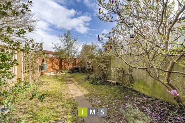Terraced house for sale in Beverley Gardens, Bicester