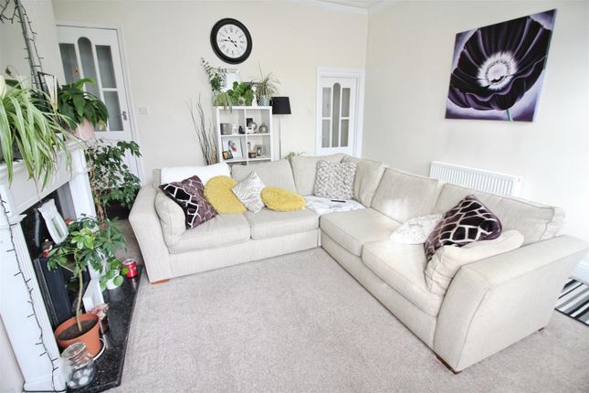 9, Cyprus Terrace, Leeds photo 3