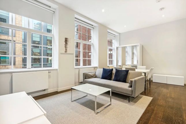 Flat to rent in Picton Place, Marylebone, London