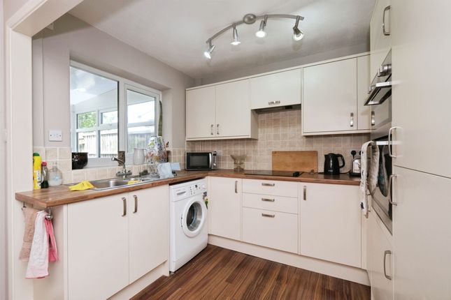 29, Goldcrest Drive, Derby photo 4