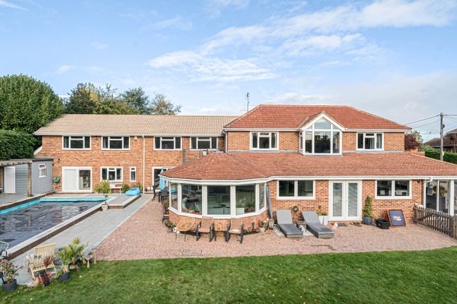 1371406-5-68Fca18...