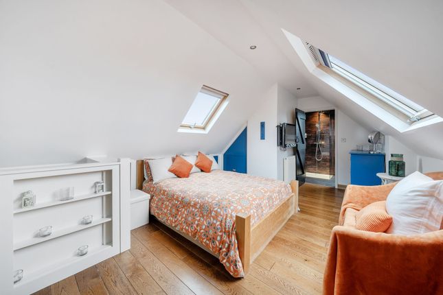 2 Lower Cross Cottages, Rye photo 4