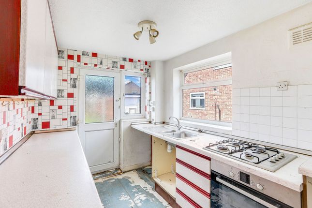 20 Lathkilldale Crescent, Nottingham photo 4