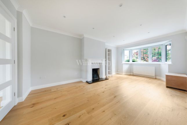Semi-detached house to rent in Dartmouth Road, Bromley