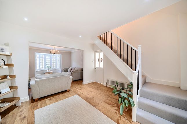 2, Moorcroft Lane, Uxbridge photo 4