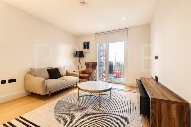 52, Cassini Apartments, White City Living photo 3