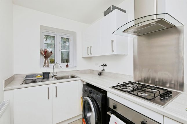 17, Woods Drive, ALFRETON photo 2