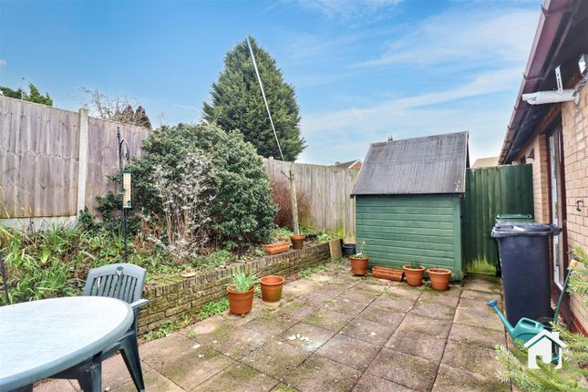 9, De Montfort Court, Anstey photo 2