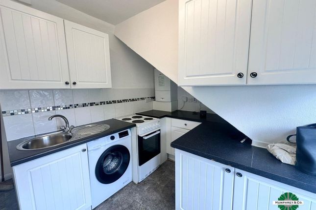 2-bed house on 42C, Connaught Road, London, £1,700/mo