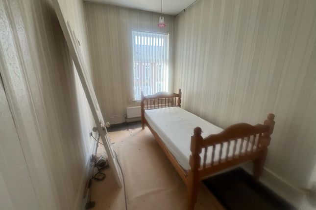 14, Eaton Avenue, Wallasey photo 5
