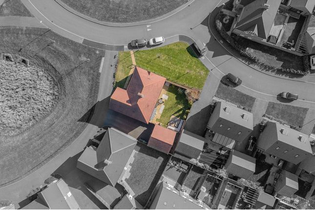 00, Barry Close, Kirby Muxloe photo 5