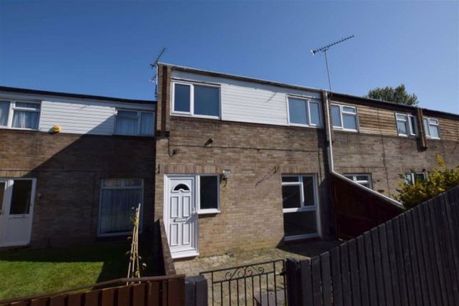 Wimbish End Basildon Essex Ss13 2 Bedroom Terraced House For