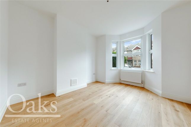83A, Woodside Road, London photo 2