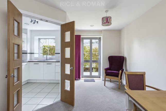 Flat for sale in Liberty House, Raynes Park