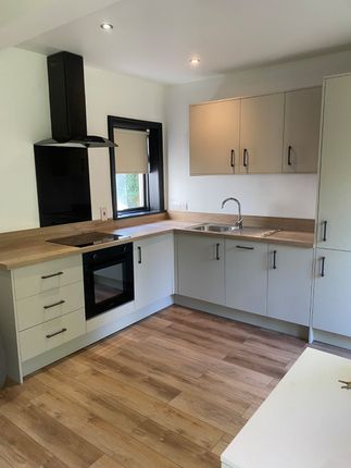 64 Newsome Road, Huddersfield photo 3
