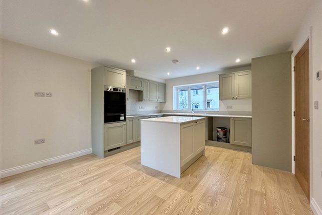 16a, Wessex Avenue, Blandford Forum photo 2