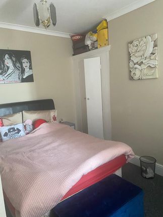 1-bed house on 42, Vernon Road , Luton, £310,000