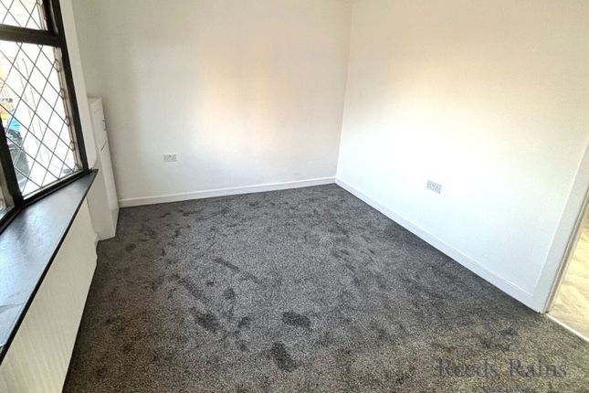 4, Perceval Street, Staffordshire photo 2