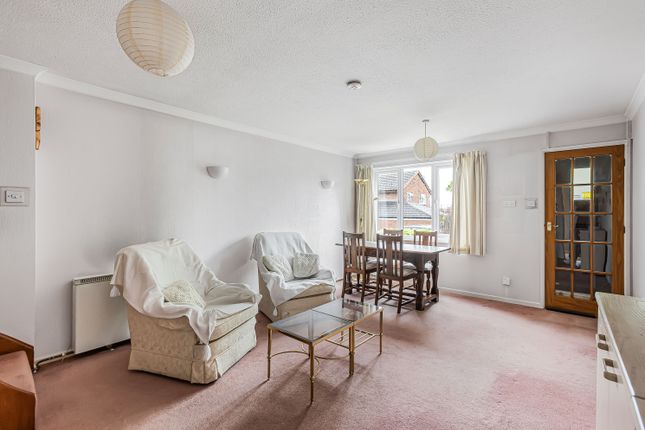 2, Coleridge Close, Hitchin photo 4