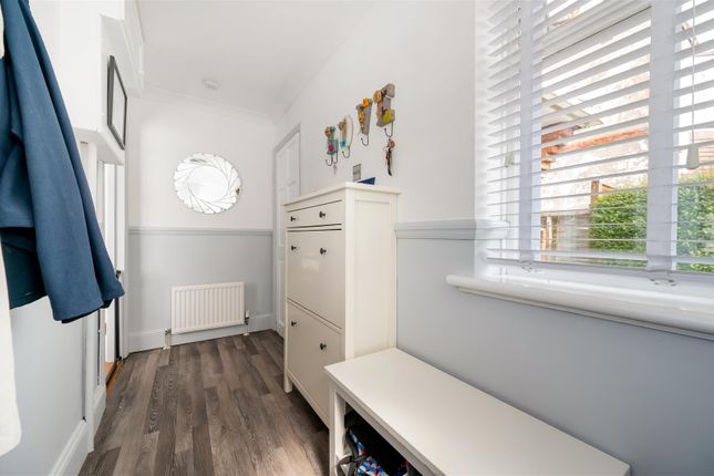 14, Lily Avenue, Widley photo 4