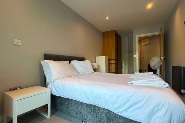 Flat 2, Bristol photo 5