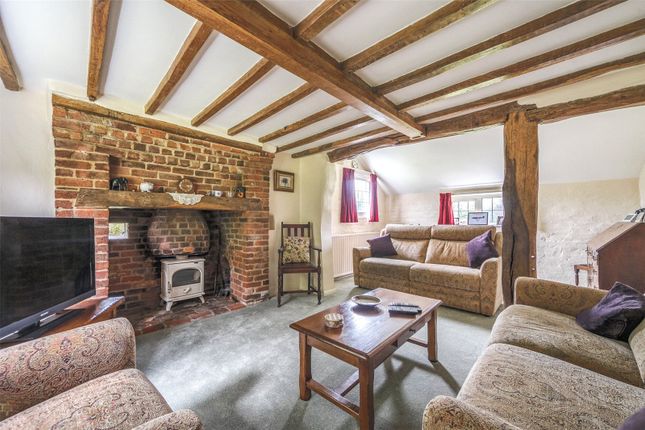 Moss Cottage, 22, Chapel Gardens, Lindford photo 3