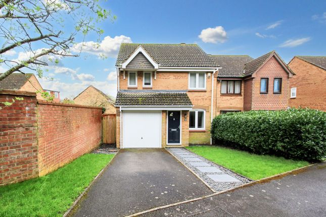 Thumbnail Detached house for sale in Mosaic Close, Netley Common