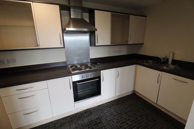 Thumbnail 2 bed flat to rent in Gladstone Street, Warrington