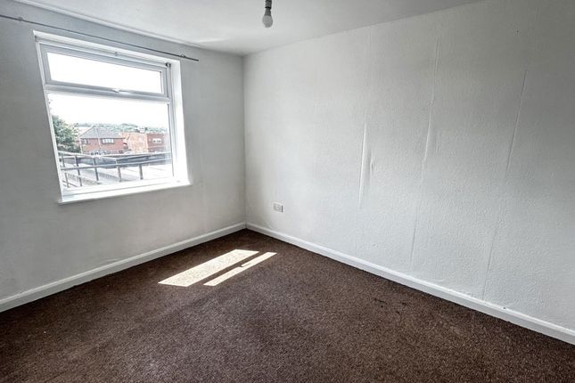 60b High Street,, High Street, Derbyshire photo 4