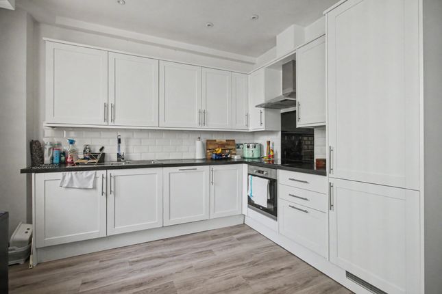 Trinity Court, Wokingham photo 2