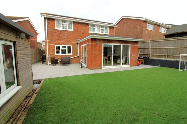 11, Duncans Drive, Hampshire photo 4
