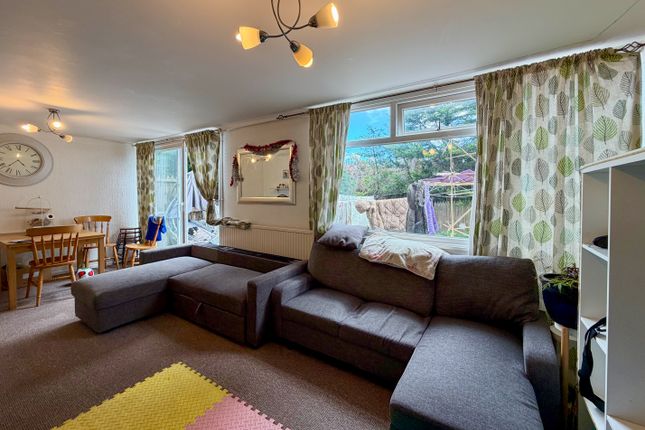 24, Batemoor Walk, Sheffield photo 4
