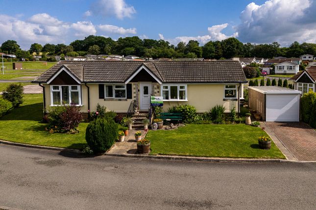 Thumbnail Mobile/park home for sale in The Green, Builth Wells