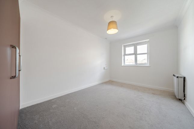 12, Woodville Grove, Welling photo 3