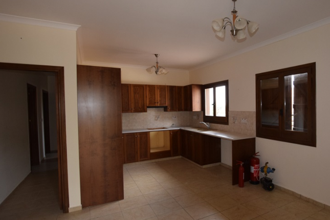Thumbnail Bungalow for sale in Lysos 8800, Cyprus