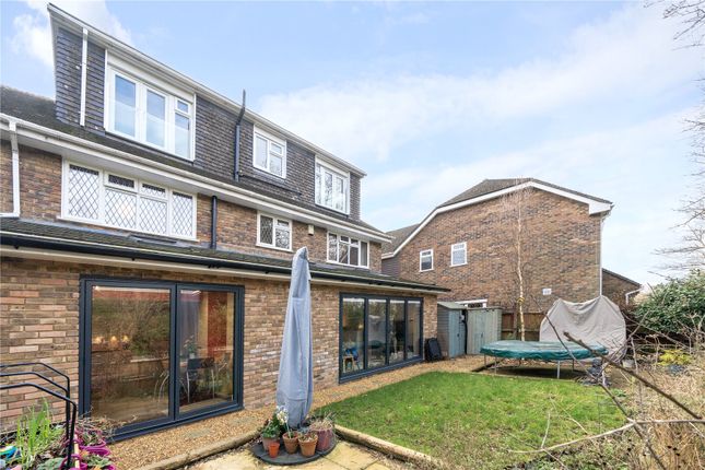 Town house for sale in Davema Close, Chislehurst