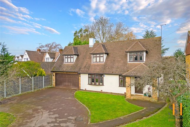 Thumbnail Country house for sale in Heath Road, Ramsden Heath, Billericay, Essex