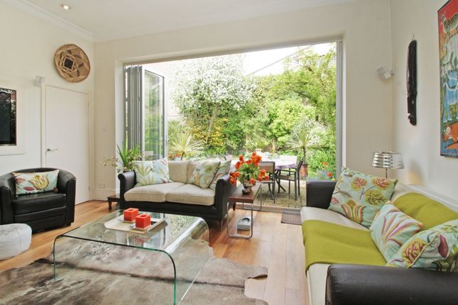 Thumbnail Detached house to rent in Hadley Gardens, London