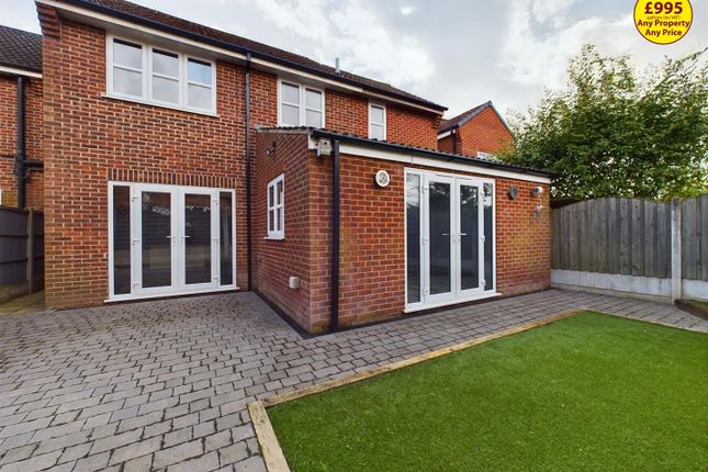 Thumbnail Detached house for sale in Holly Court, Retford, Nottinghamshire
