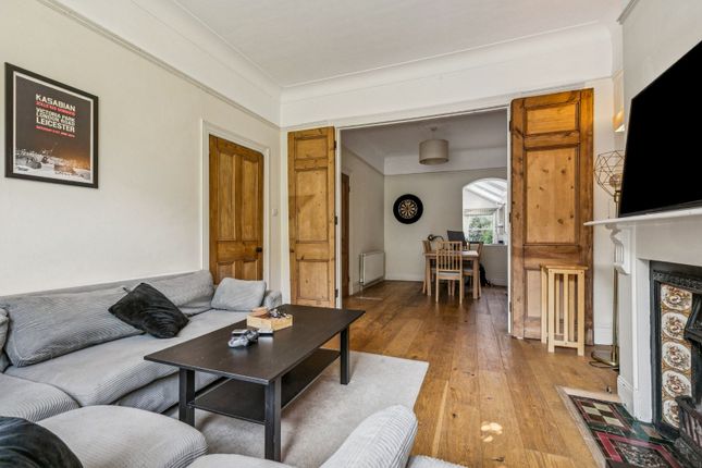 34, Acris Street, London photo 3